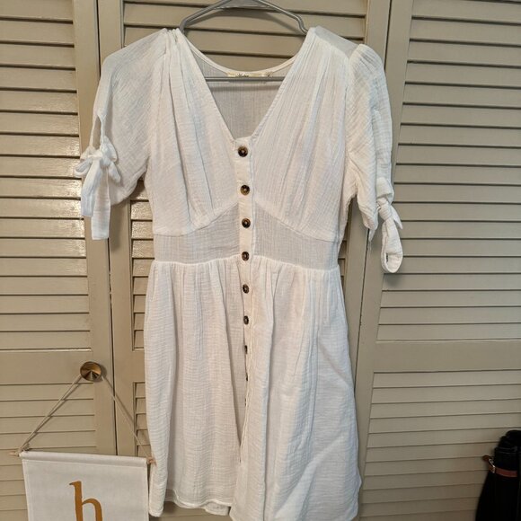 Boutique White Cotton Sundress - Picture 1 of 6